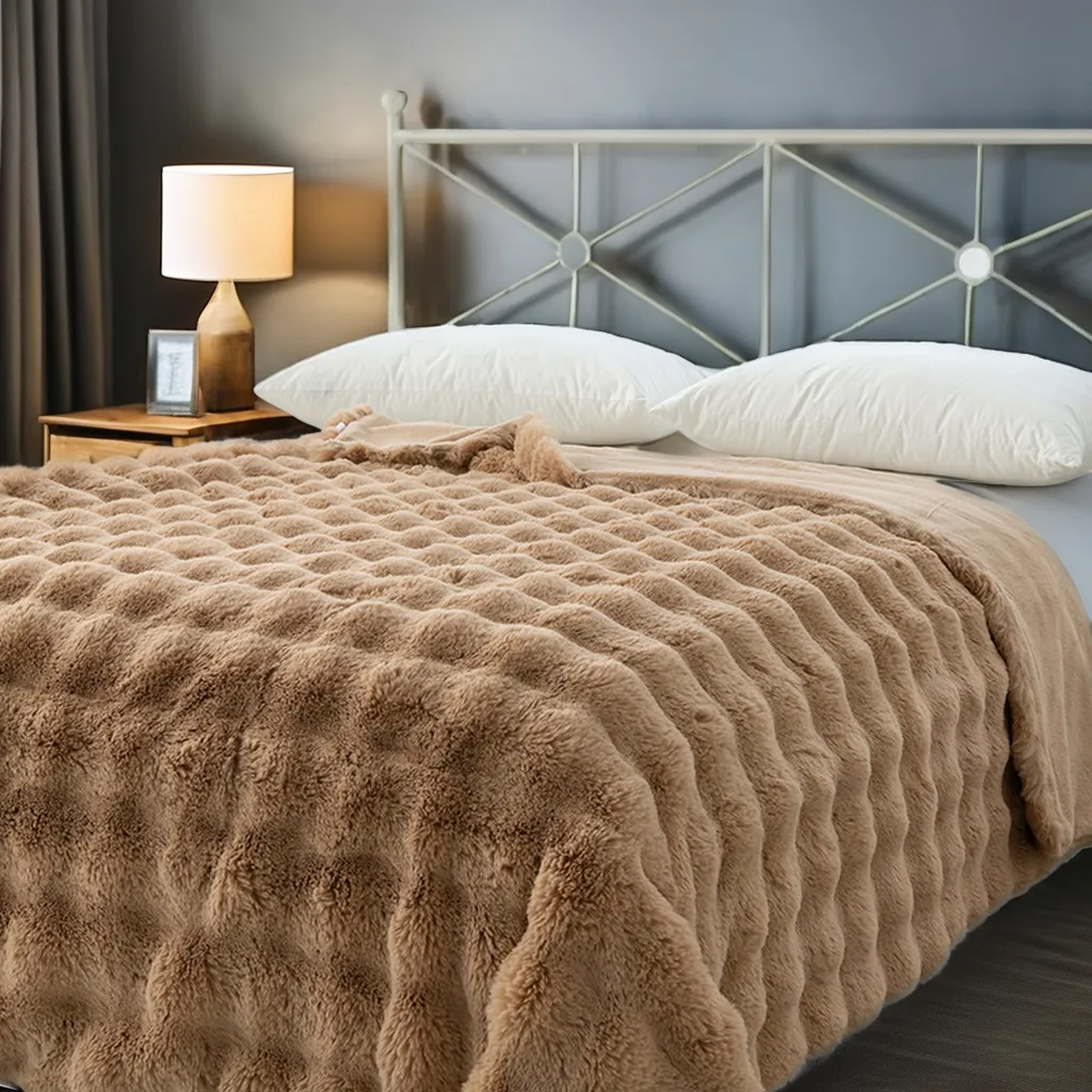 How Big is a Throw Blanket?5 wholesale fleece blankets