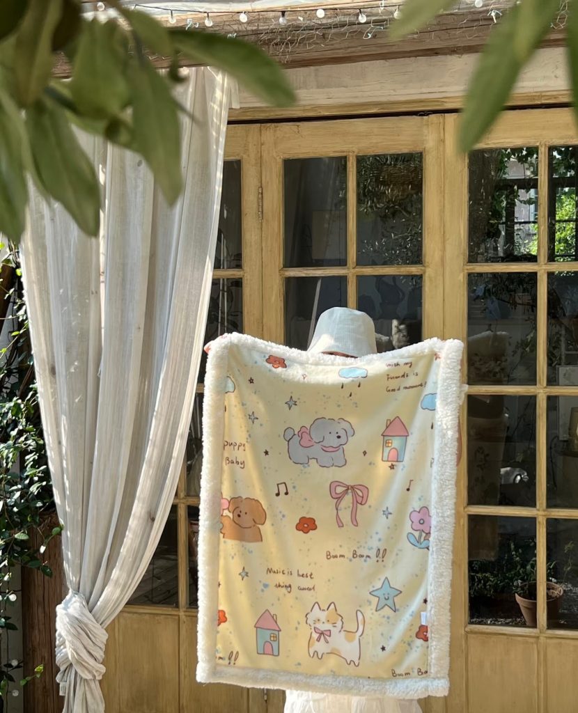 How Big is a Throw Blanket?2 small size blanket